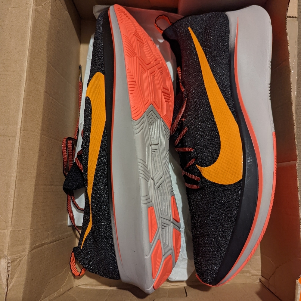 Nike zoom fly flyknit